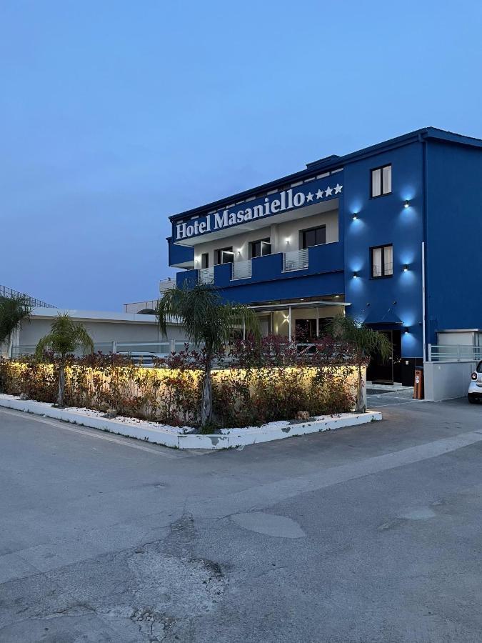Hotel Masaniello Luxury Casoria Exteriör bild