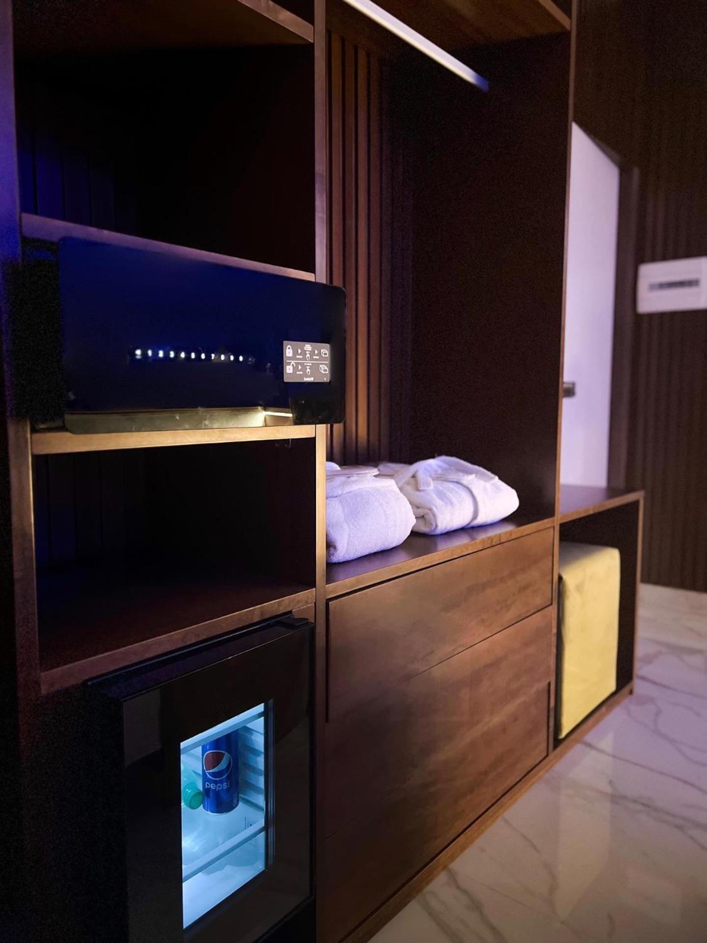 Hotel Masaniello Luxury Casoria Exteriör bild